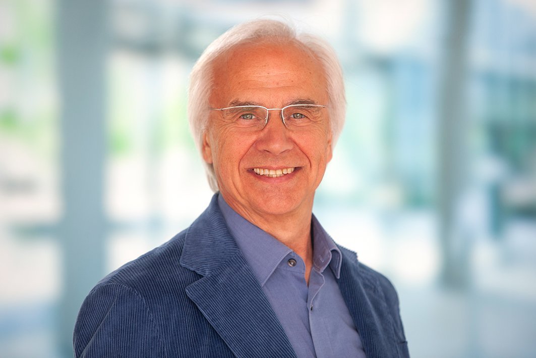 Dr. Alexander Kretzschmar
